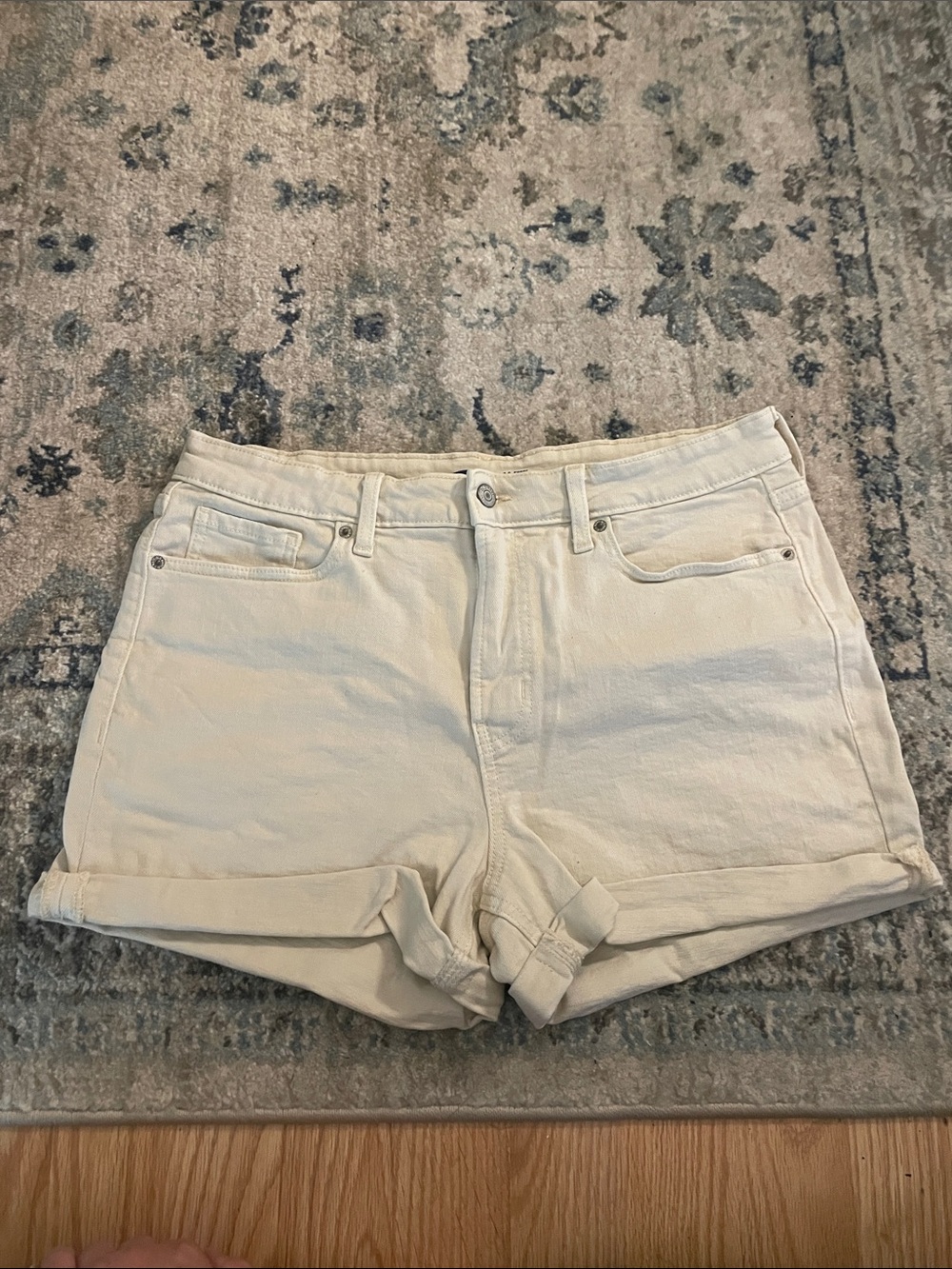 Old Navy Cream Roll-Hem Denim Shorts